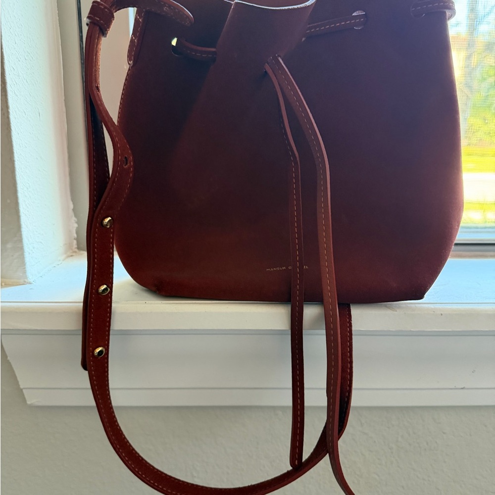 Mansur Gavriel Red Suede Drawstring Crossbody lik… - image 4